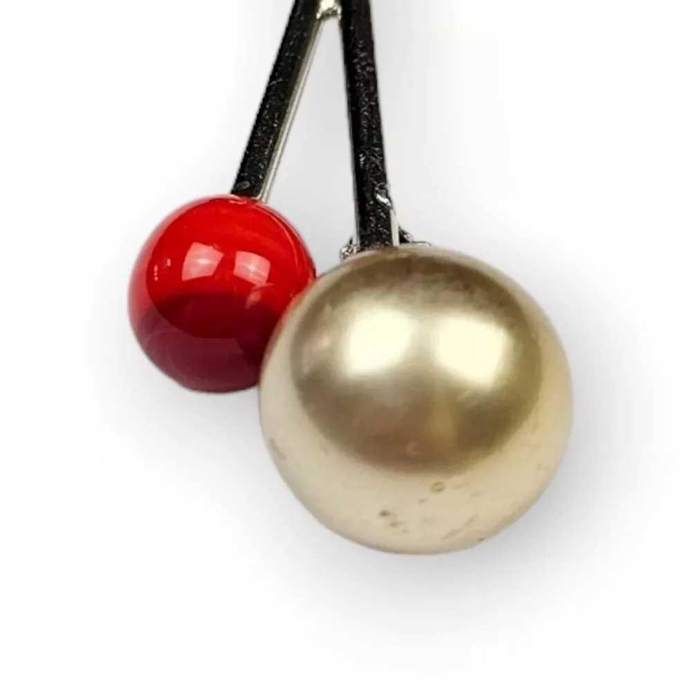Vintage 1960 modernist